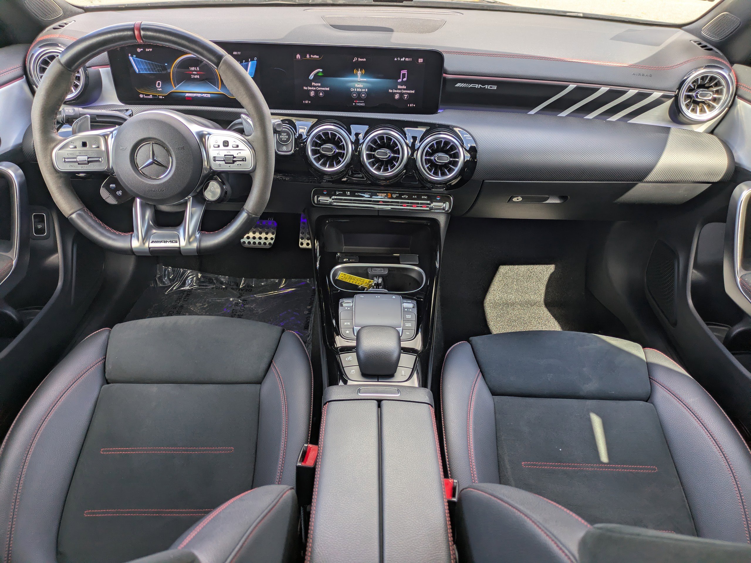 Certified 2023 Mercedes-Benz CLA 35 AMG 4MATIC image 9