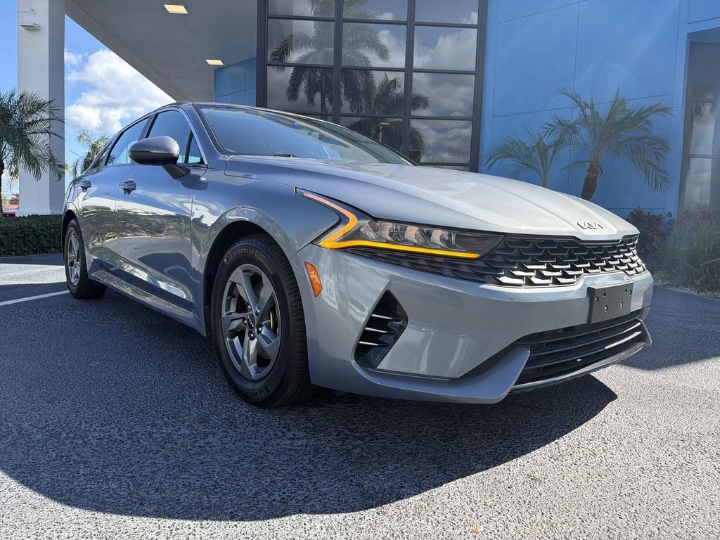 Used 2022 Kia K5 LXS image 18