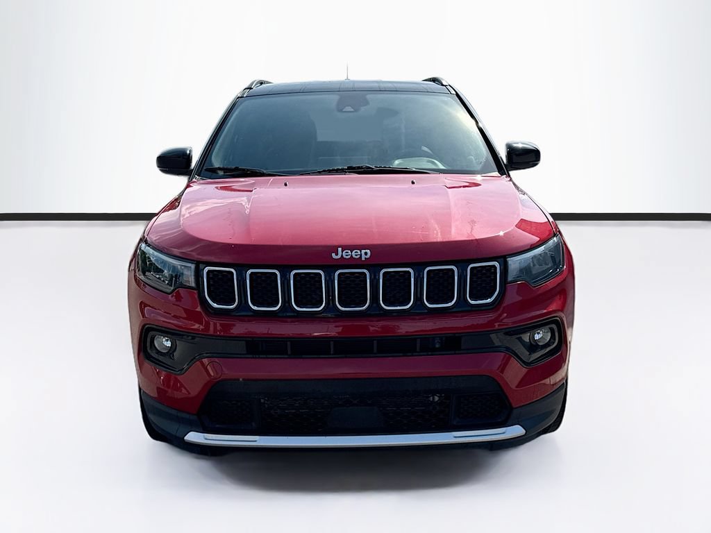 Used 2023 Jeep Compass Limited AWD/4WD image 2