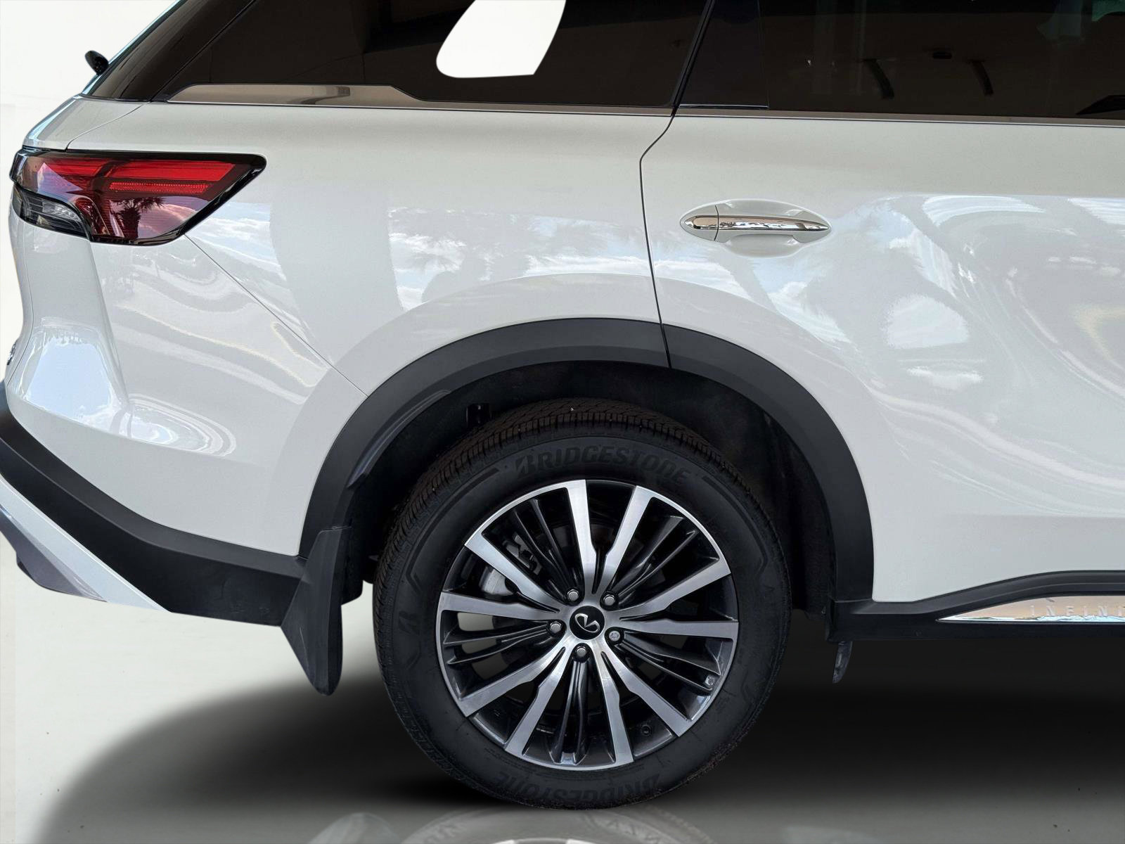 Used 2025 INFINITI QX60 Autograph image 14