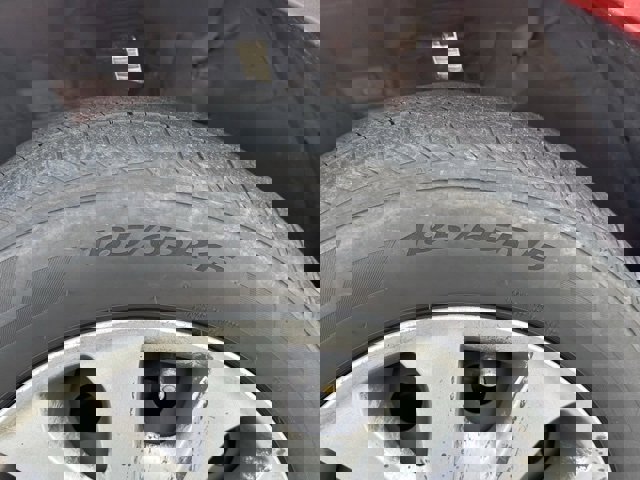 Used 2019 Nissan Versa SV image 15