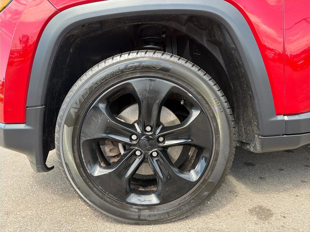 Used 2018 Jeep Compass Latitude AWD/4WD image 22