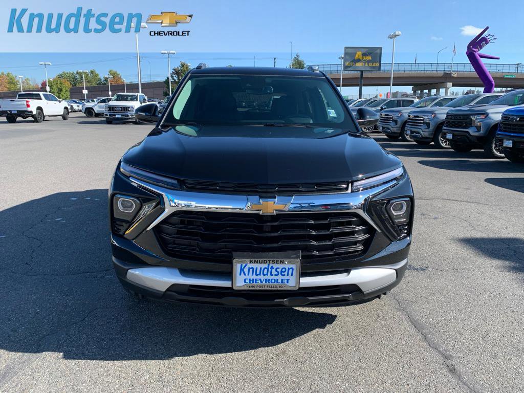 New 2026 Chevrolet TrailBlazer LT w/ Convenience Package image 2
