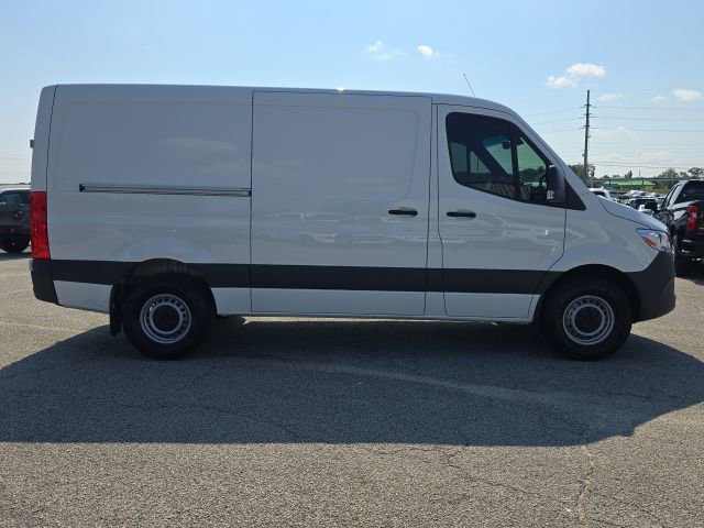 Used 2025 Mercedes-Benz Sprinter 2500 image 6