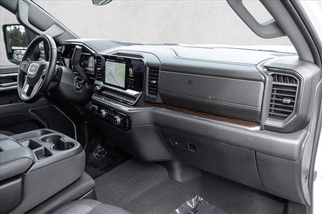 Used 2025 GMC Sierra 2500 SLE w/ SLE Value Package; AWD/4WD image 23