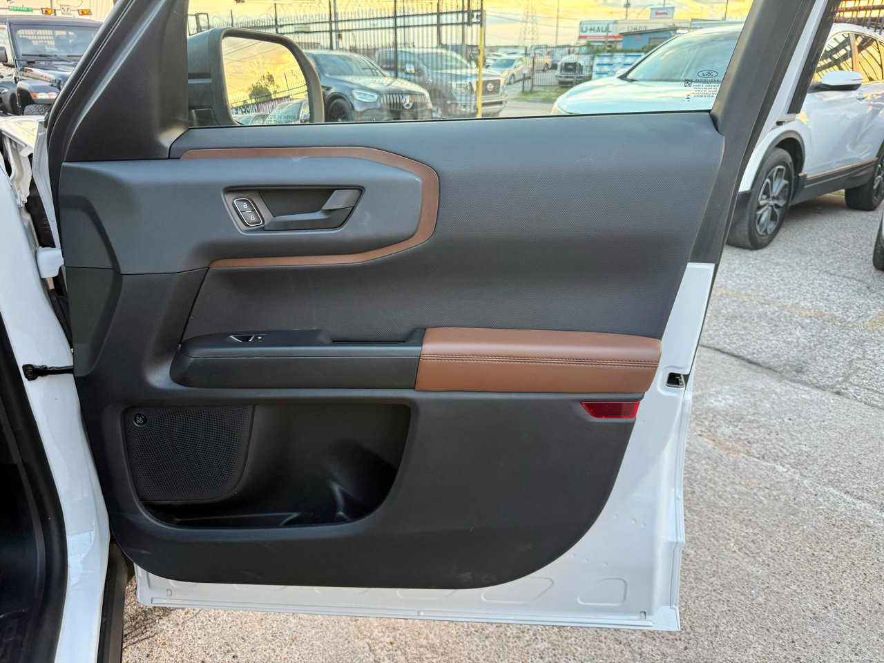 Used 2023 Ford Bronco Sport Outer Banks w/ Tech Package image 32