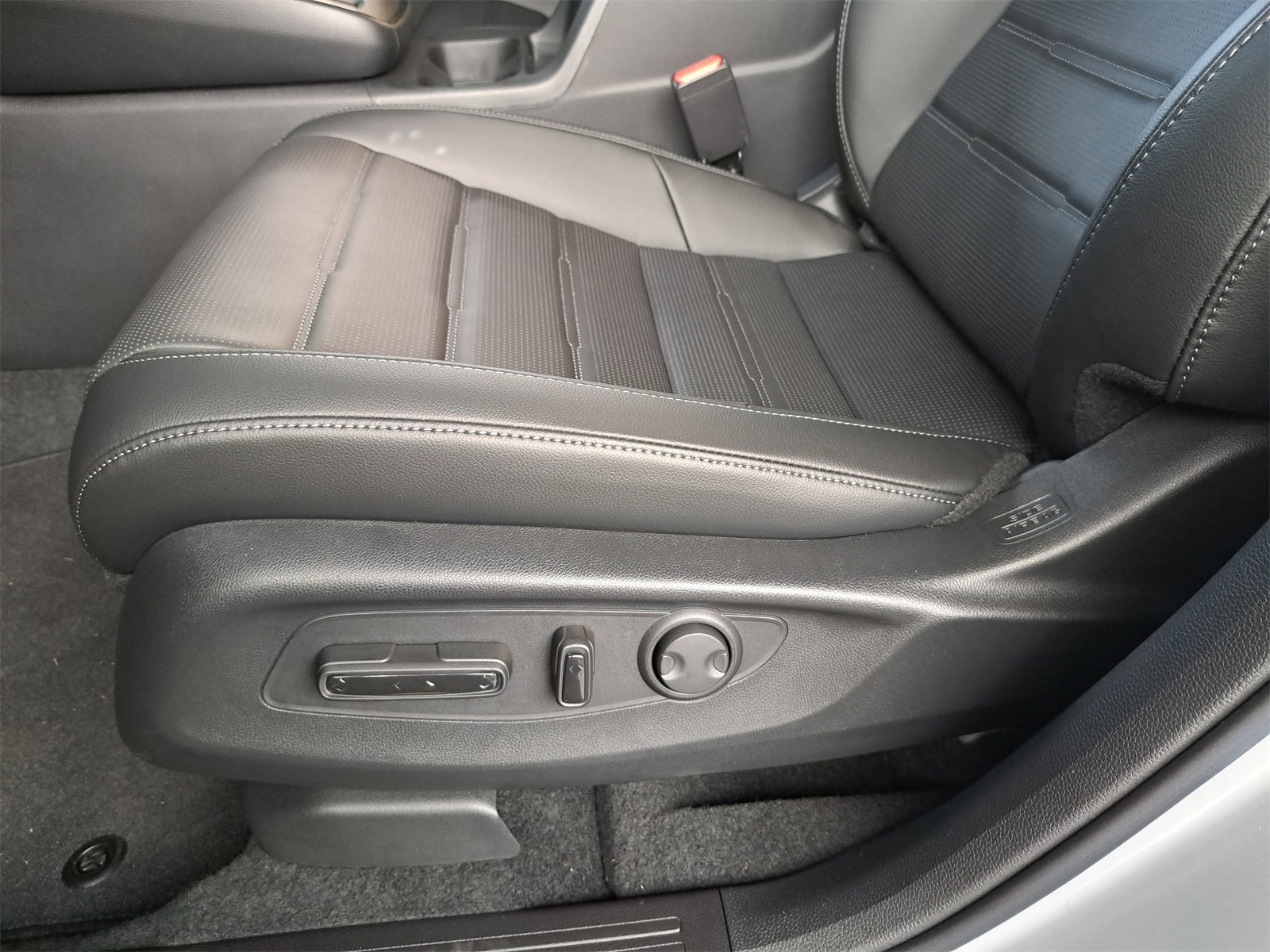 New 2025 Honda CR-V EX-L image 29