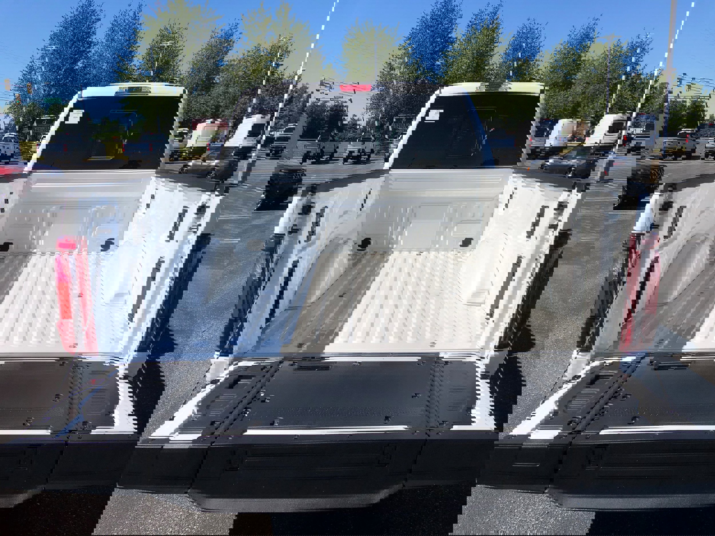 New 2025 Ford F150 Lariat image 9