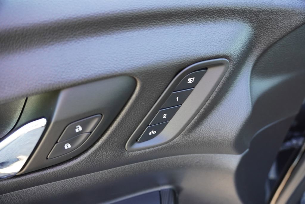 Certified 2023 GMC Acadia SLT w/ Preferred Package image 25