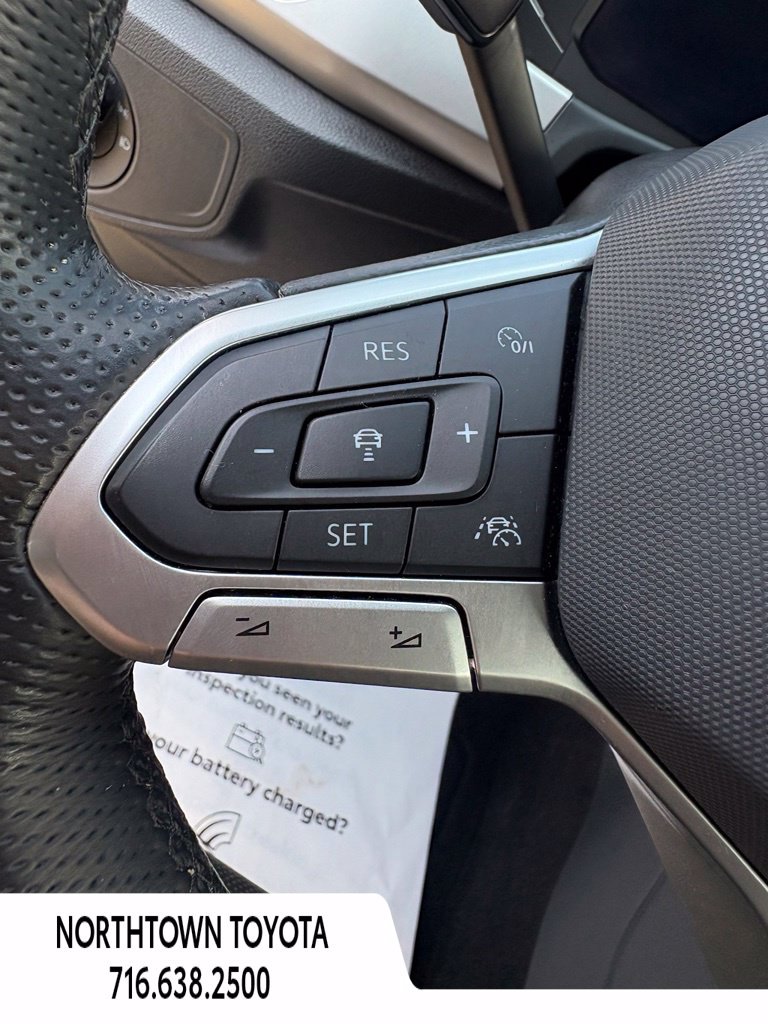 Used 2021 Volkswagen Atlas Cross Sport SEL Premium R-Line AWD/4WD image 12