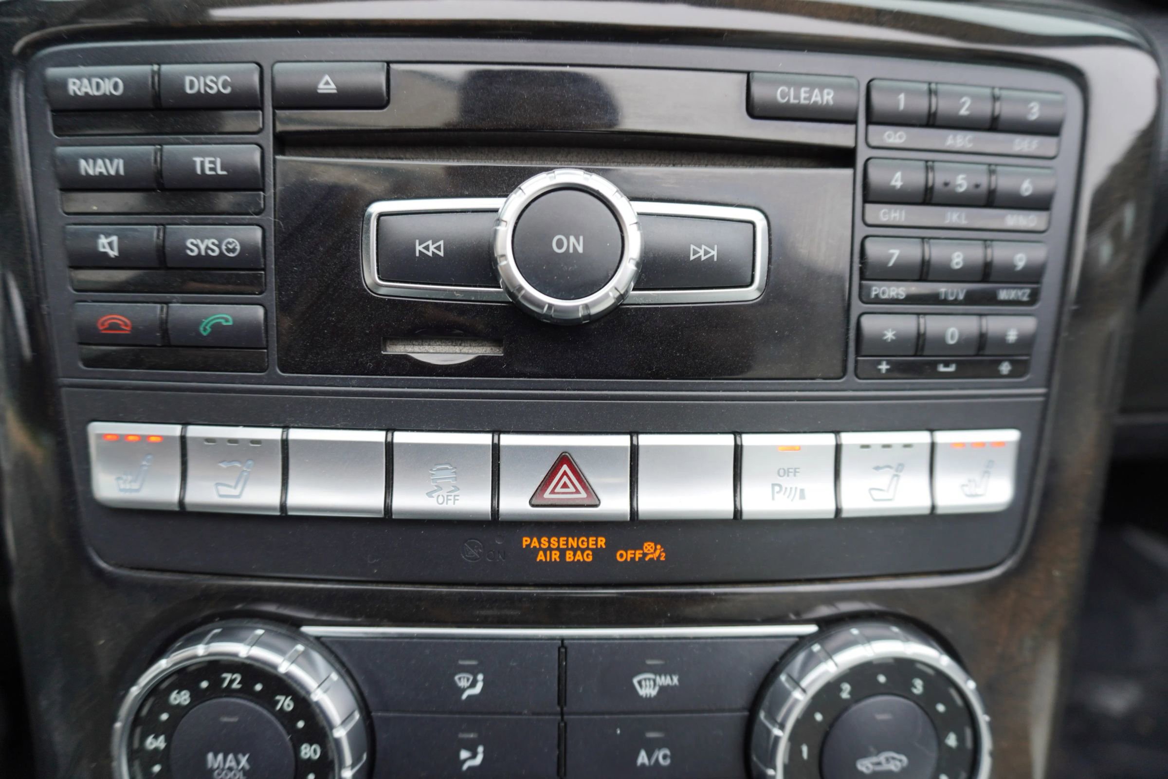 Used 2012 Mercedes-Benz SLK 350 image 19