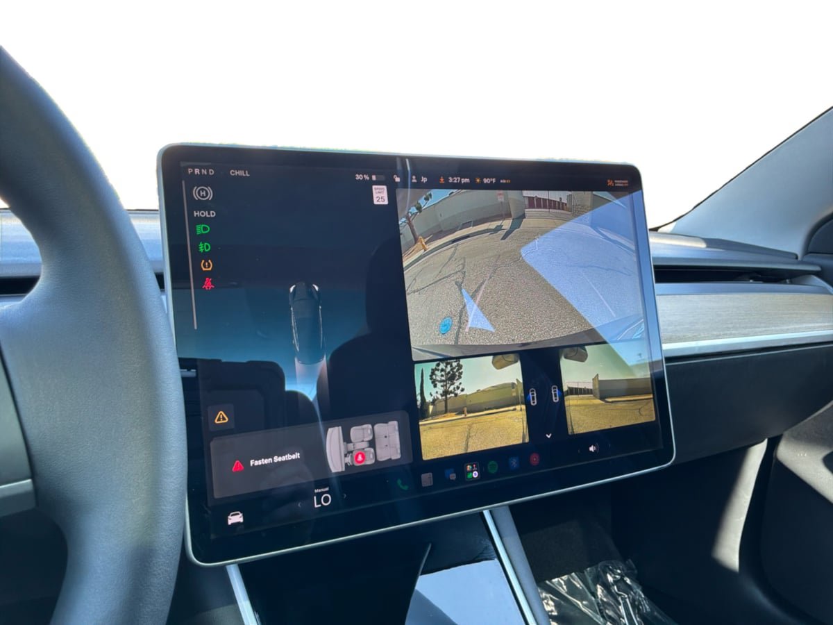 Used 2018 Tesla Model 3 Long Range RWD image 13