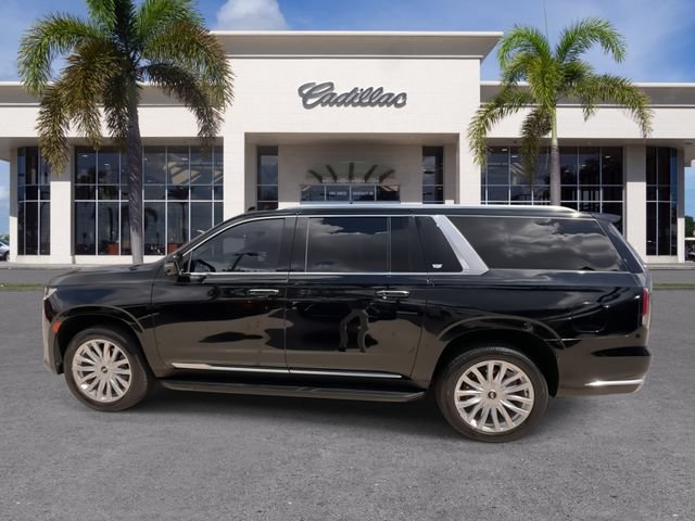 Certified 2023 Cadillac Escalade ESV Luxury RWD image 9