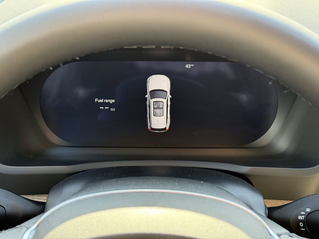 New 2026 Volvo XC90 B6 Plus w/ Protection Package Premier image 18