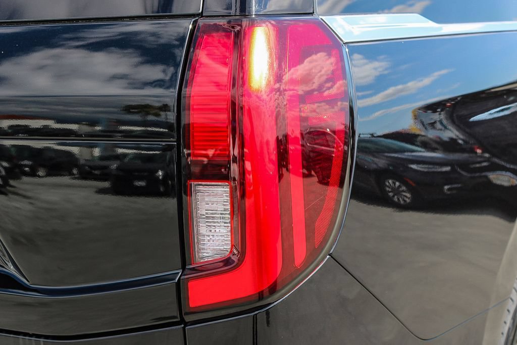 Used 2025 Ford Expedition Active AWD/4WD image 10