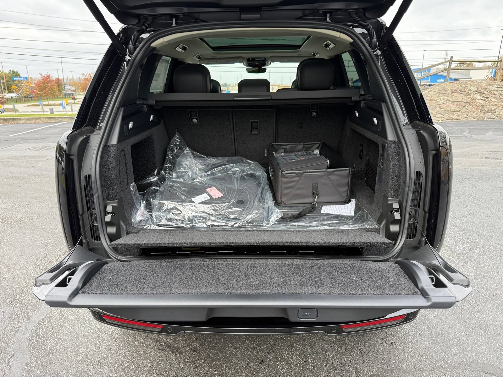 New 2026 Land Rover Range Rover SE AWD/4WD image 46