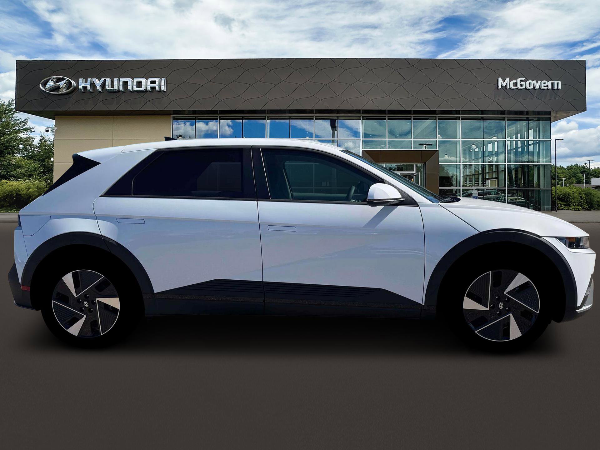 New 2026 Hyundai Ioniq 5 SE AWD/4WD image 9