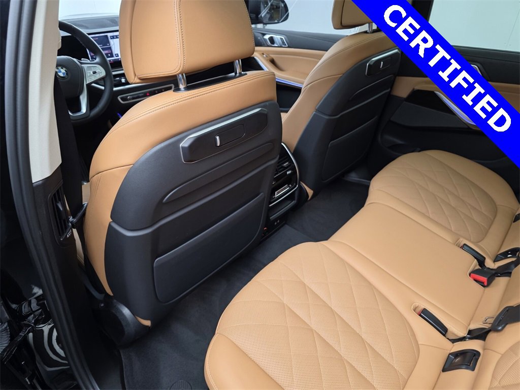 Used 2024 BMW X7 xDrive40i image 15