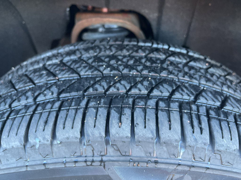 Used 2018 GMC Sierra 1500 SLT w/ SLT Premium Package image 9