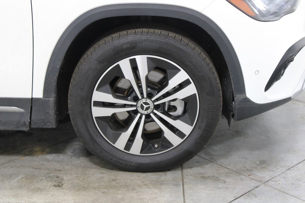 Used 2025 Mercedes-Benz GLA 250 image 12