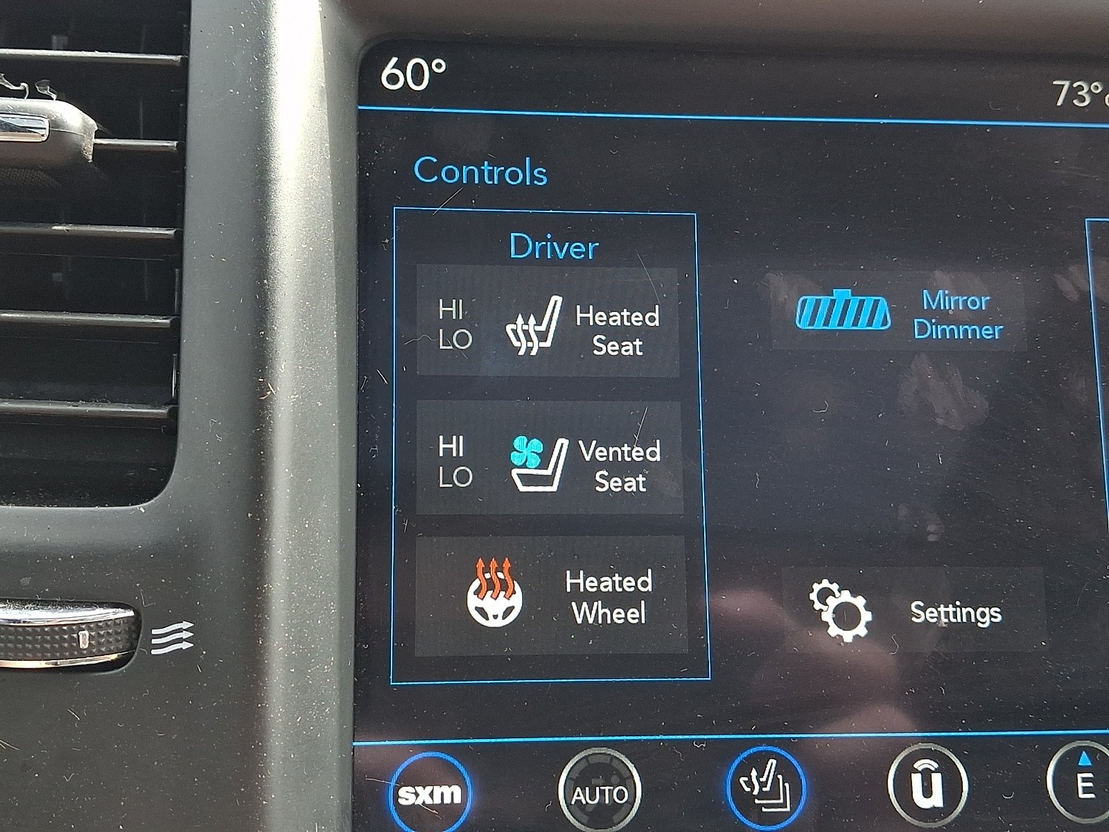 Used 2018 Chrysler 300 Limited w/ Safetytec Plus Group AWD/4WD image 24