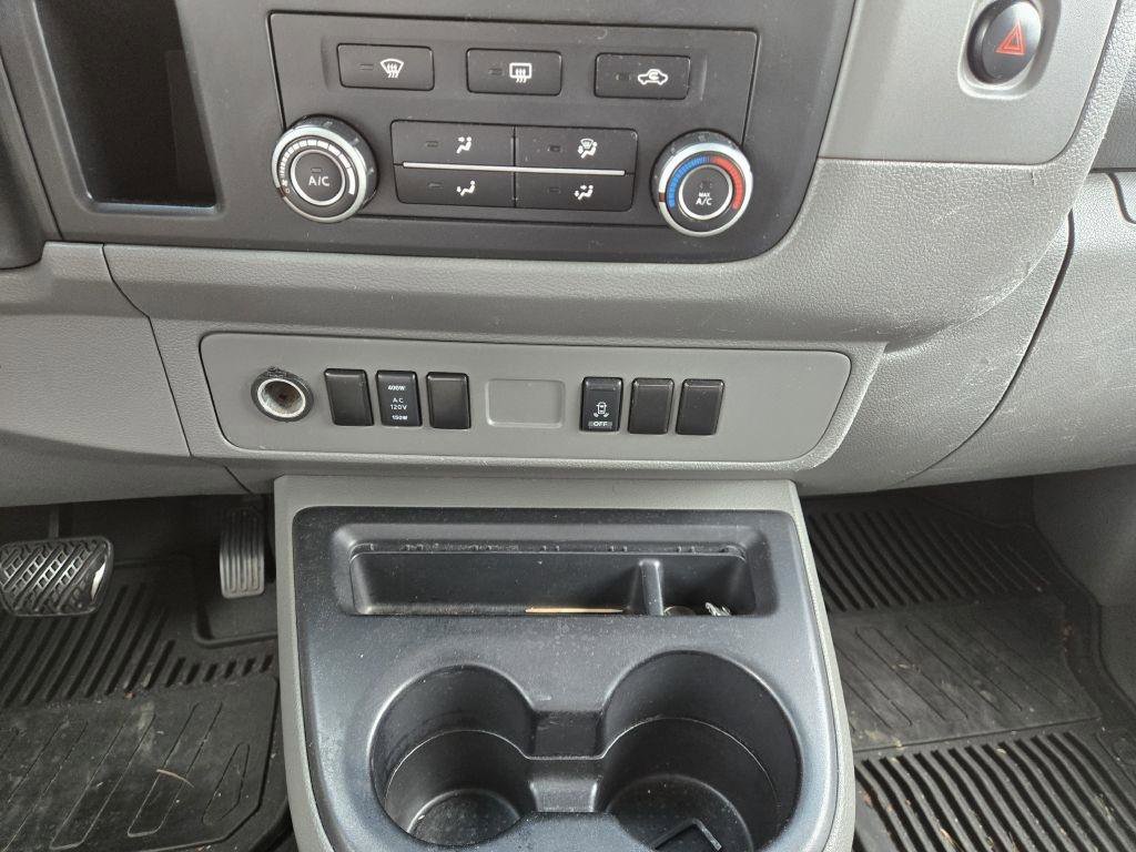 Used 2012 Nissan NV 2500 SV w/ Side Curtain Airbag Pkg RWD image 26