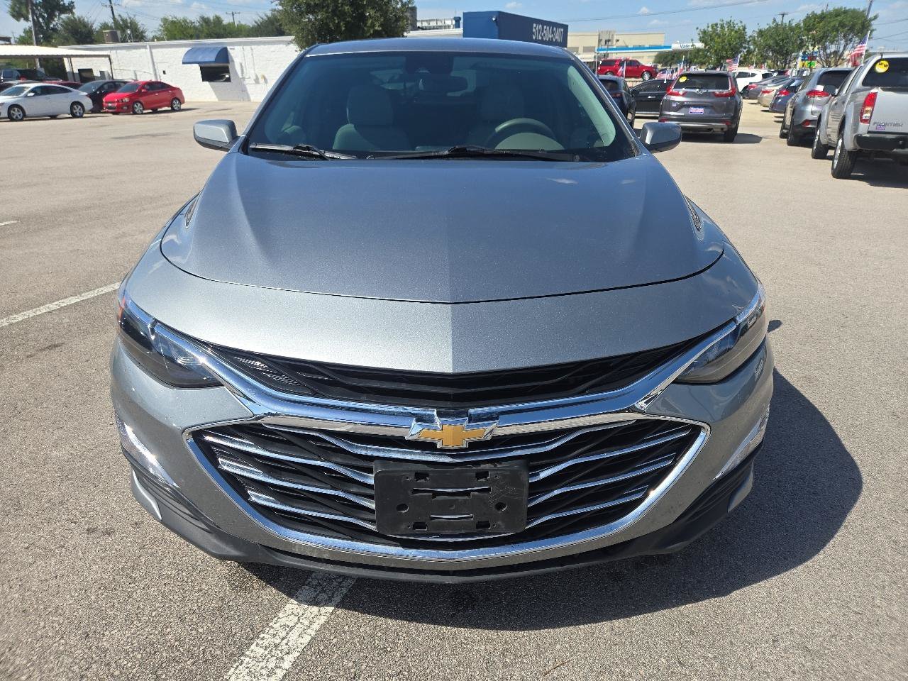 Used 2024 Chevrolet Malibu LS FWD image 2