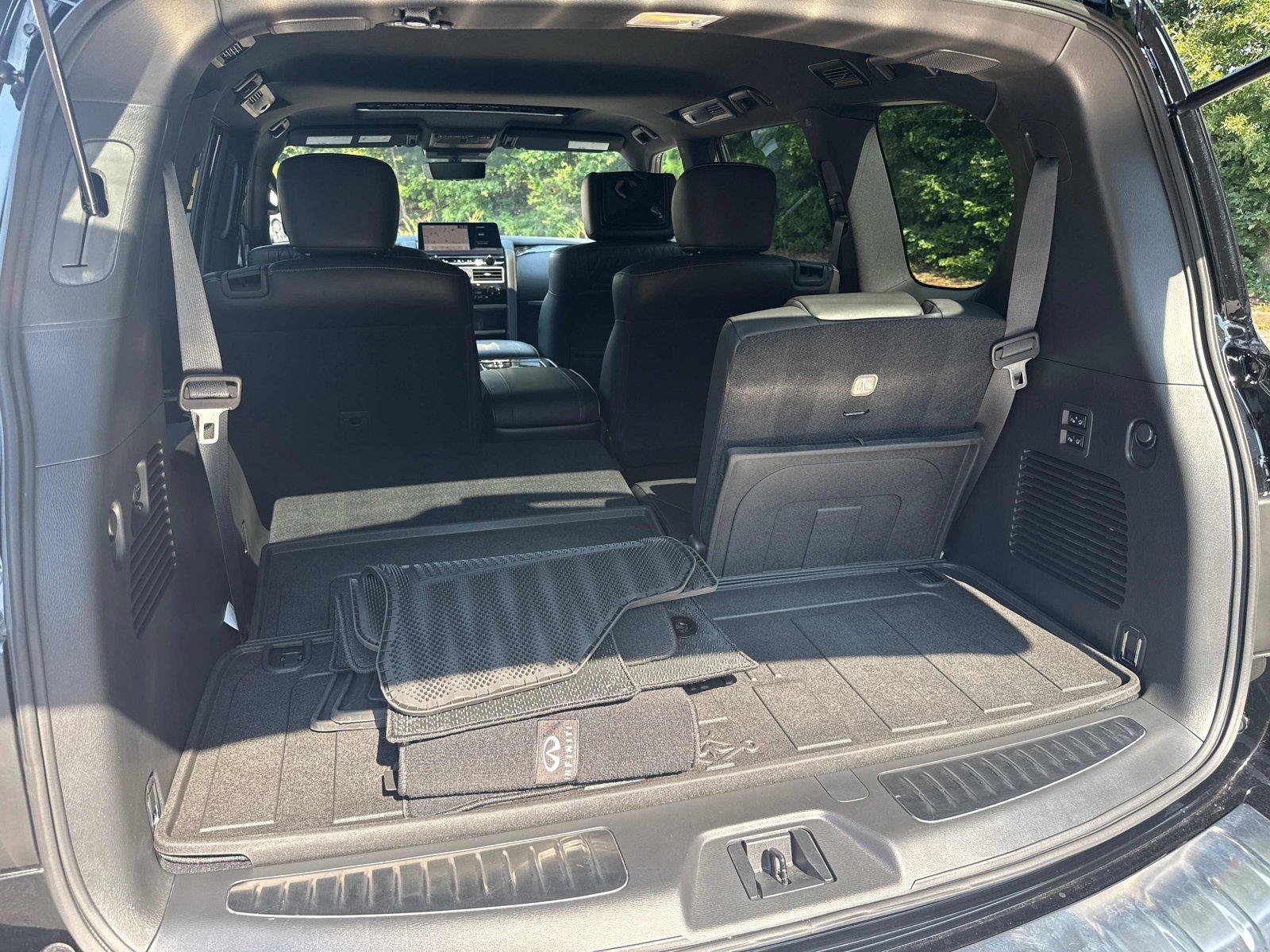Used 2022 INFINITI QX80 Sensory w/ All-Season Package AWD/4WD image 34