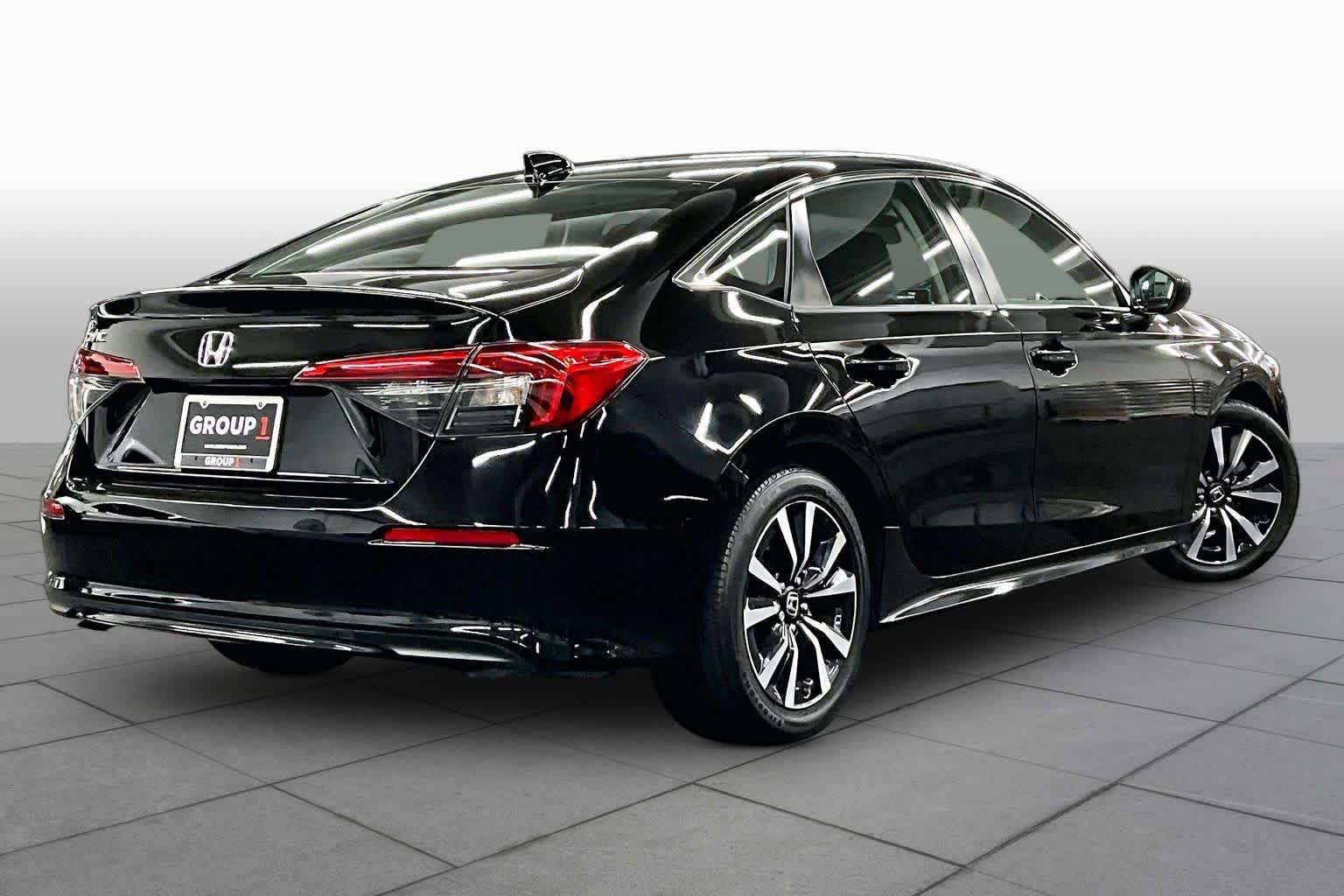 Used 2023 Honda Civic EX image 12