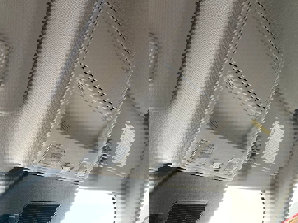 Used 2025 Ford Escape Active AWD/4WD image 29