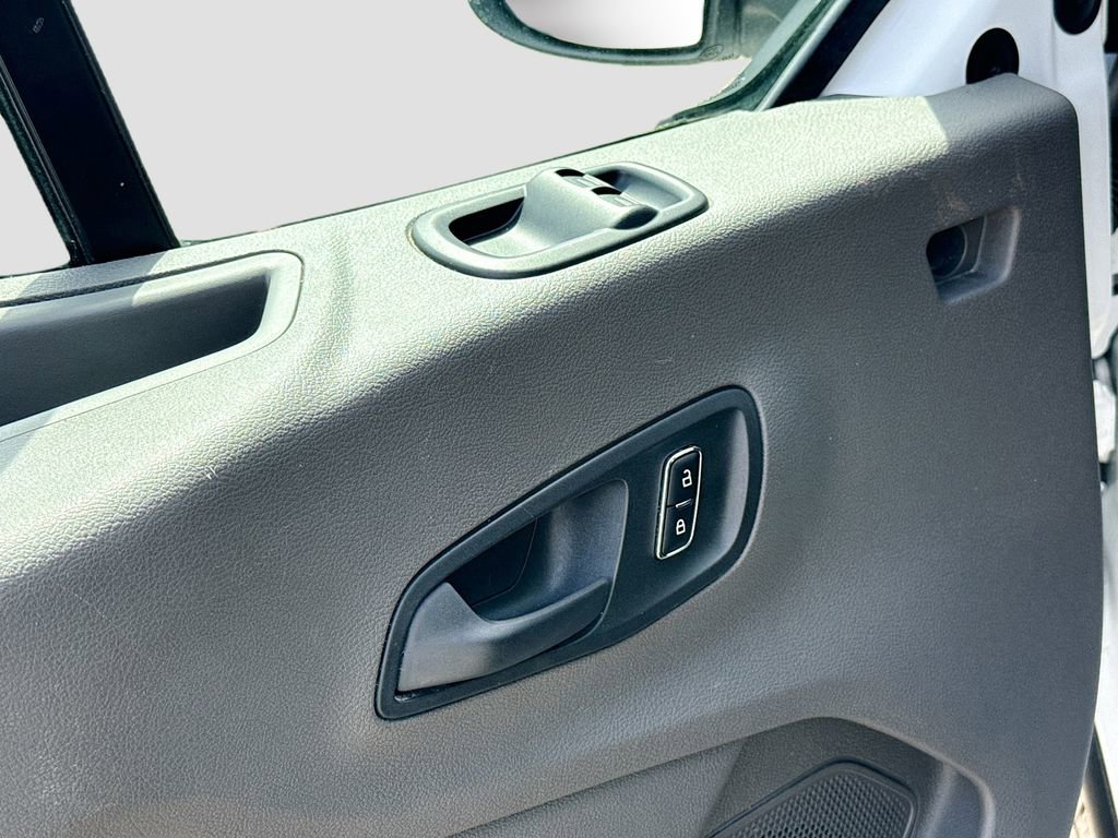 Used 2023 Ford Transit 250 Low Roof image 17