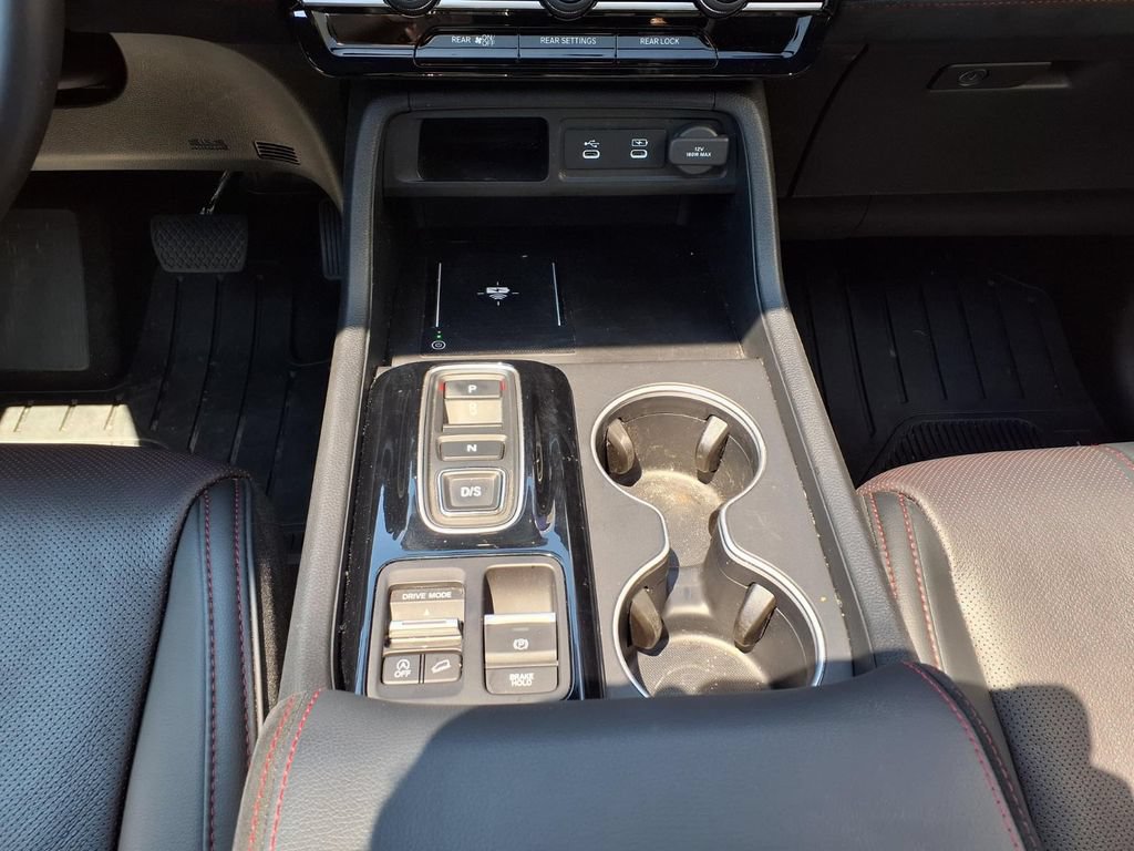 Used 2026 Honda Pilot Black Edition image 17
