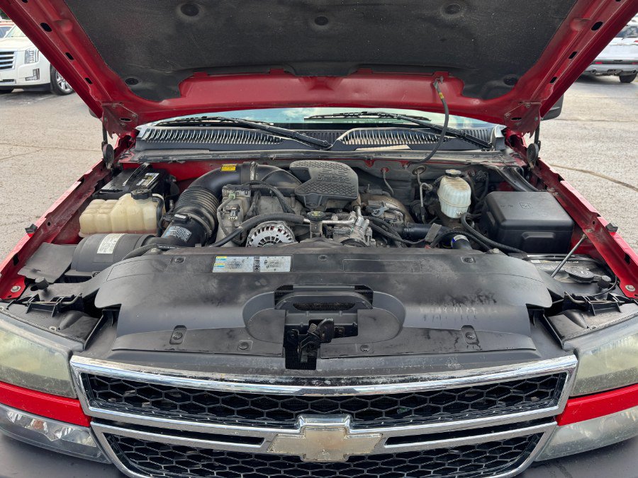Used 2006 Chevrolet Silverado 2500 LT AWD/4WD image 22