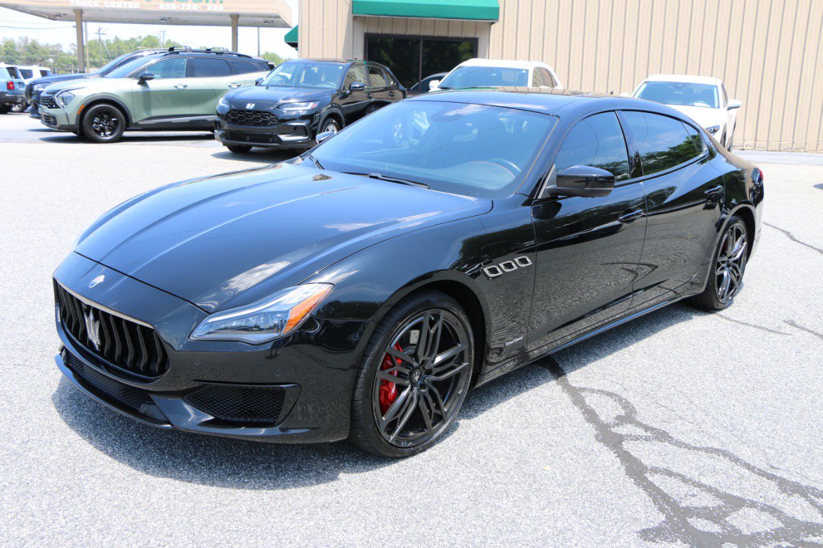 Used 2019 Maserati Quattroporte S GranSport Q4 AWD/4WD image 1