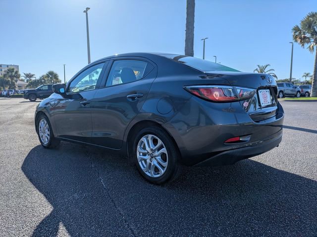 Used 2017 Toyota Yaris iA FWD image 6