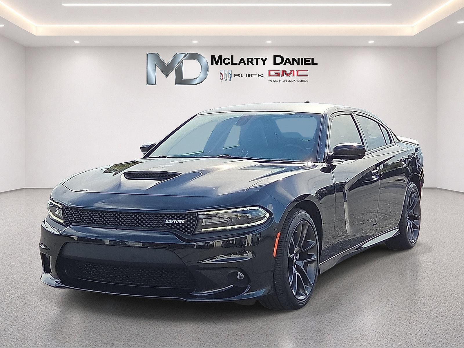 Used 2021 Dodge Charger R/T w/ Daytona Edition Group RWD image 3