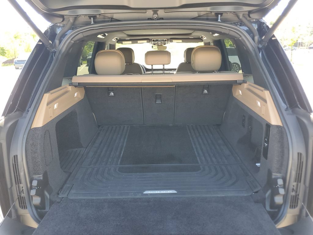 Certified 2023 Land Rover Range Rover SE AWD/4WD image 33