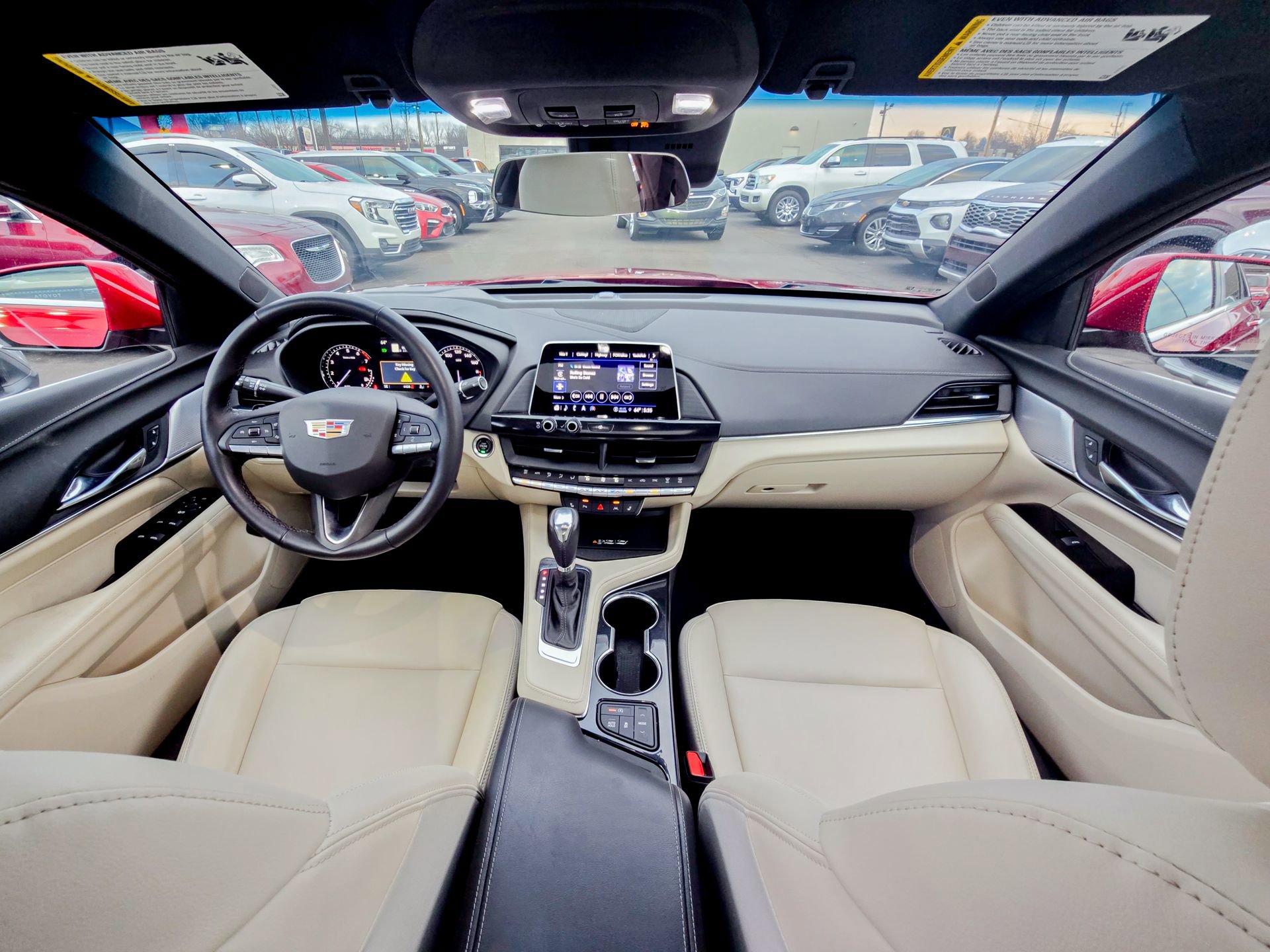 Used 2025 Cadillac CT4 Luxury image 30