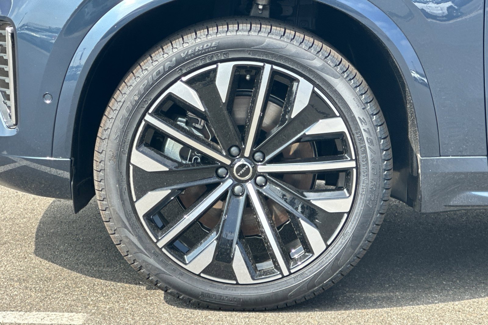 New 2026 Volvo XC90 T8 Ultra image 34