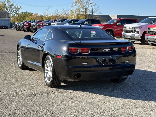 Used 2013 Chevrolet Camaro LT RWD image 3