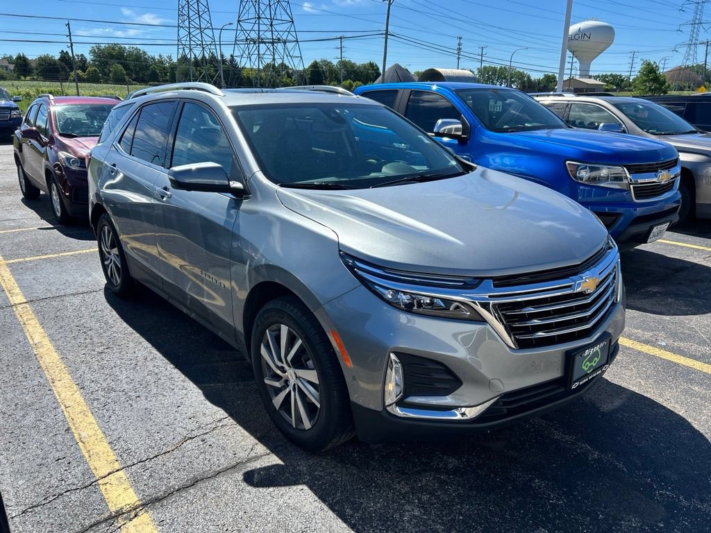 Used 2024 Chevrolet Equinox Premier AWD/4WD image 2