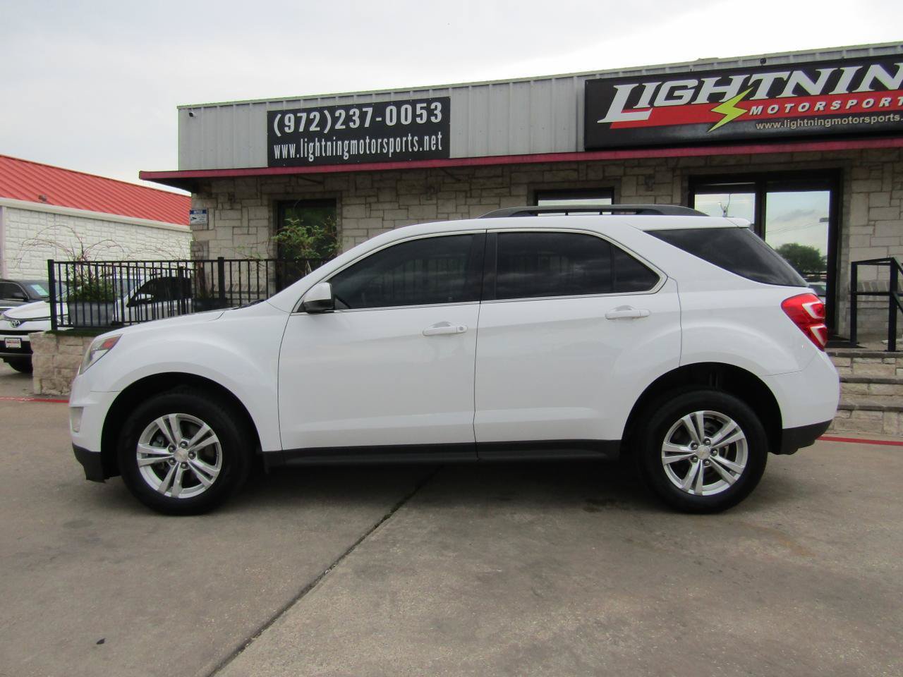 Used 2016 Chevrolet Equinox LT w/ Convenience Package FWD image 2