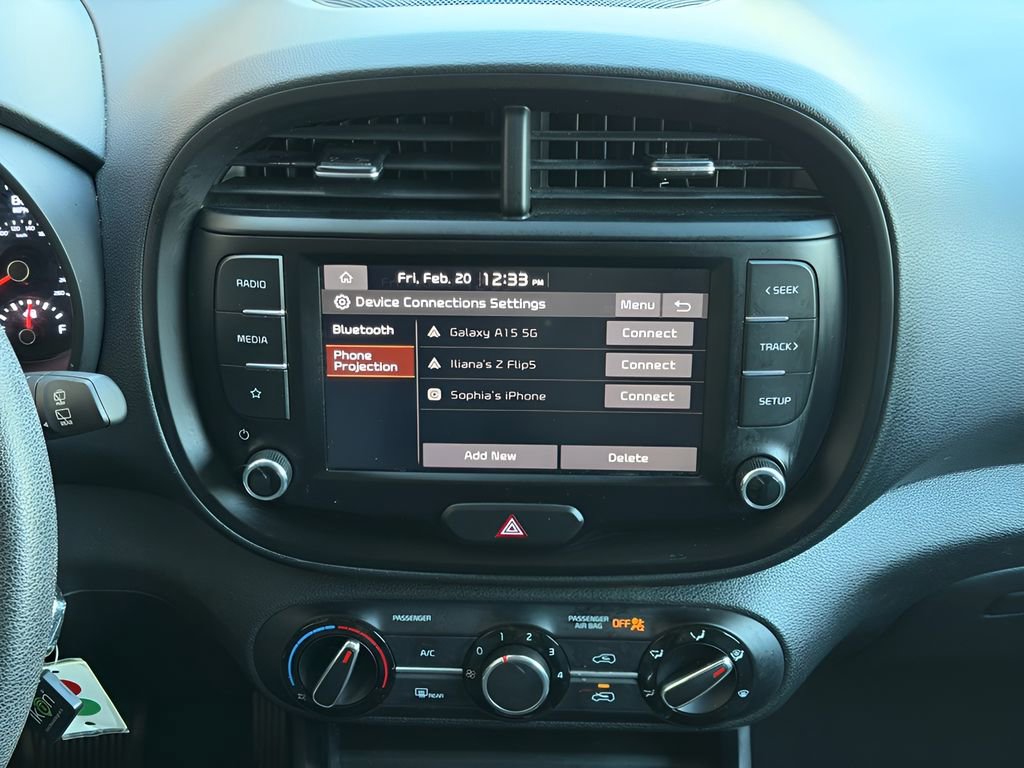 Used 2022 Kia Soul LX w/ Technology Package FWD image 12
