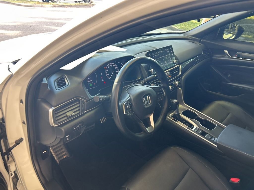 Used 2022 Honda Accord Sport image 6