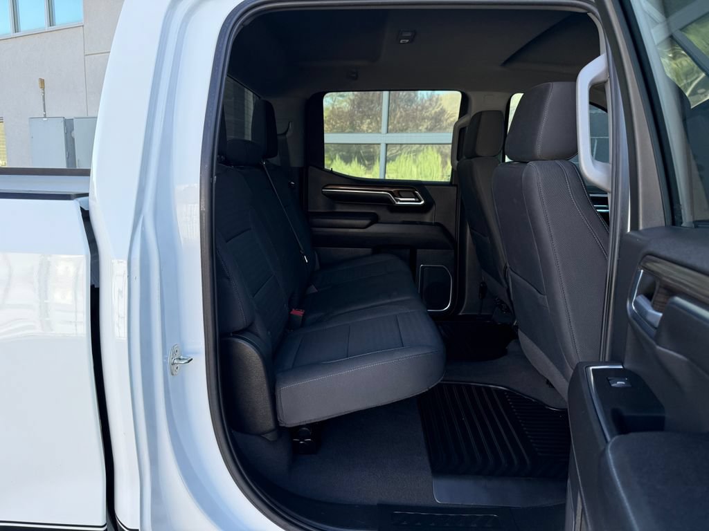 Used 2023 Chevrolet Silverado 1500 RST w/ Z71 Off-Road Package AWD/4WD image 38