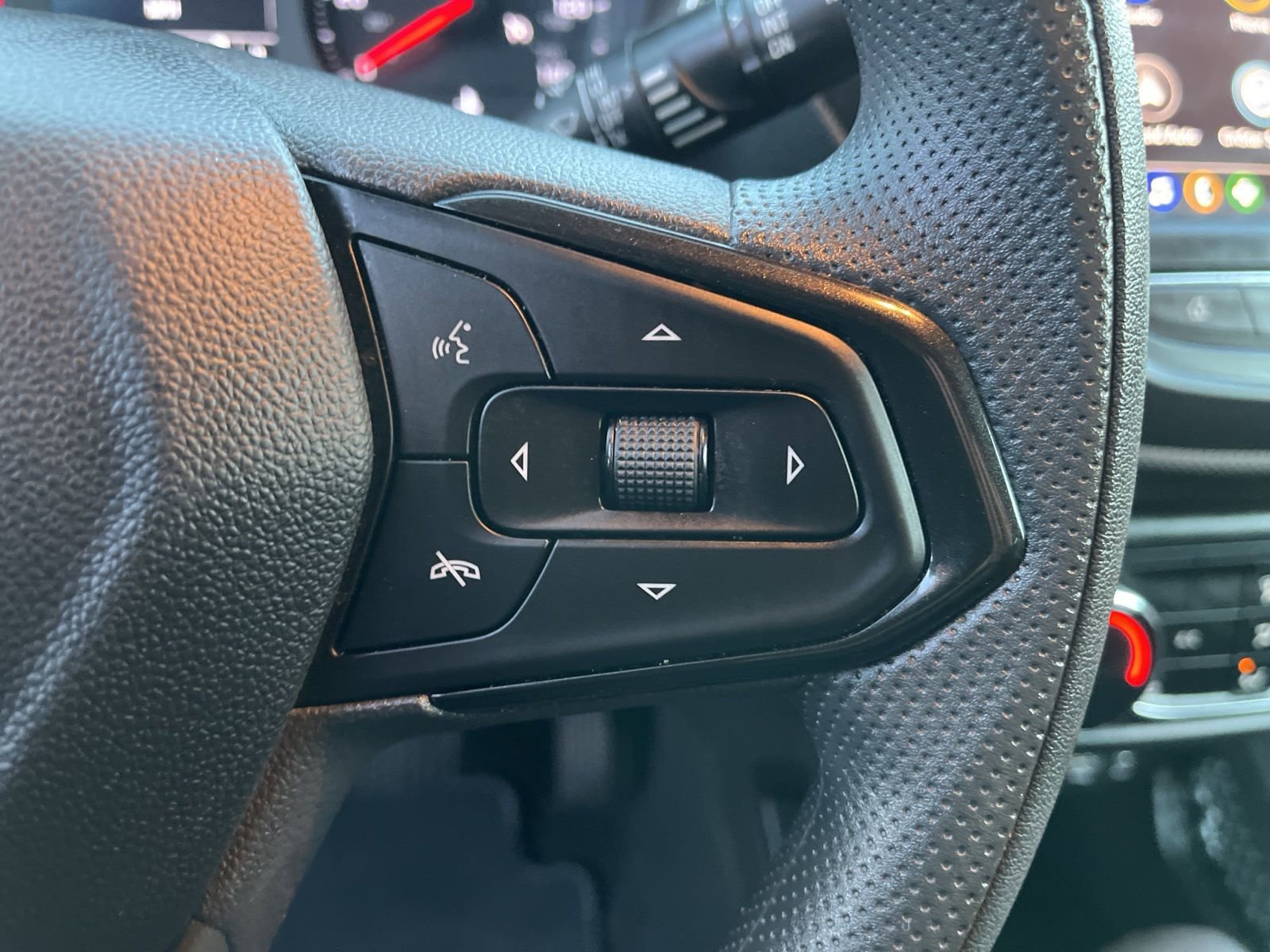 Used 2023 Chevrolet TrailBlazer LT image 26