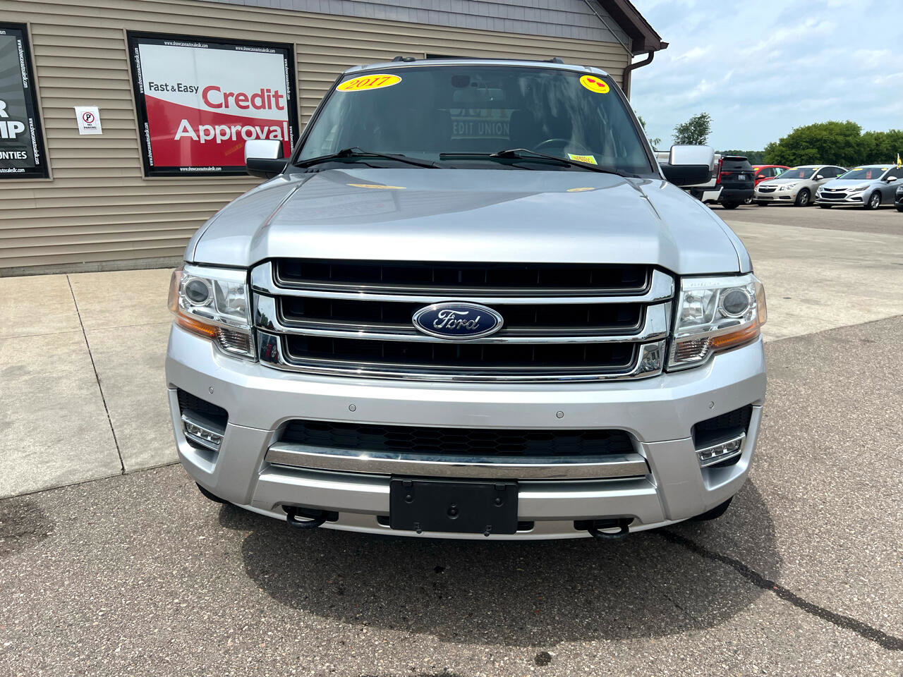 Used 2017 Ford Expedition Max Limited image 2