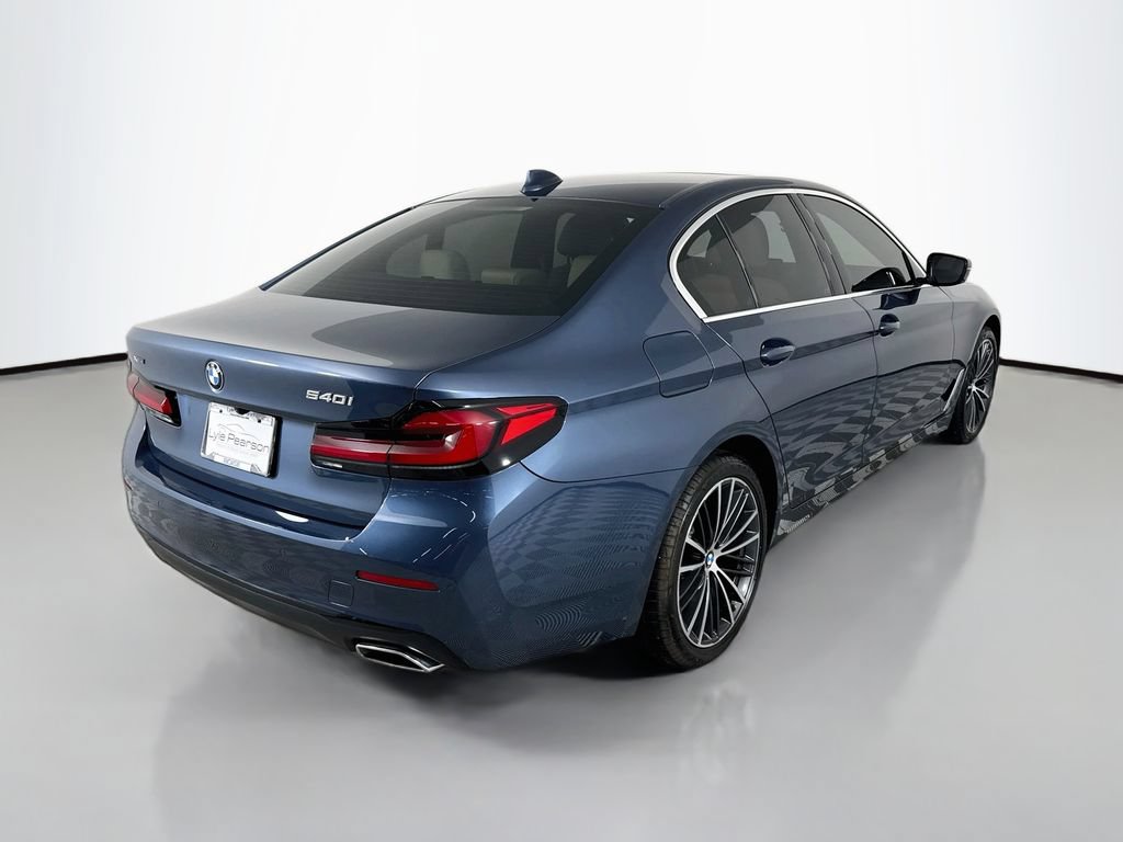 Used 2023 BMW 540i xDrive w/ Premium Package AWD/4WD image 9