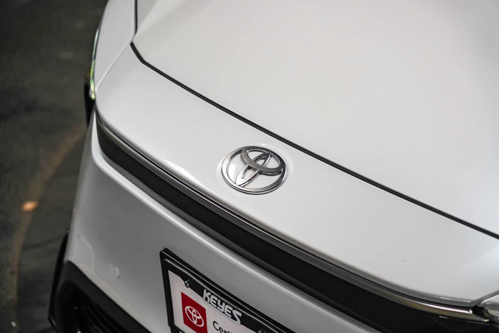 Certified 2023 Toyota bZ4X FWD image 3