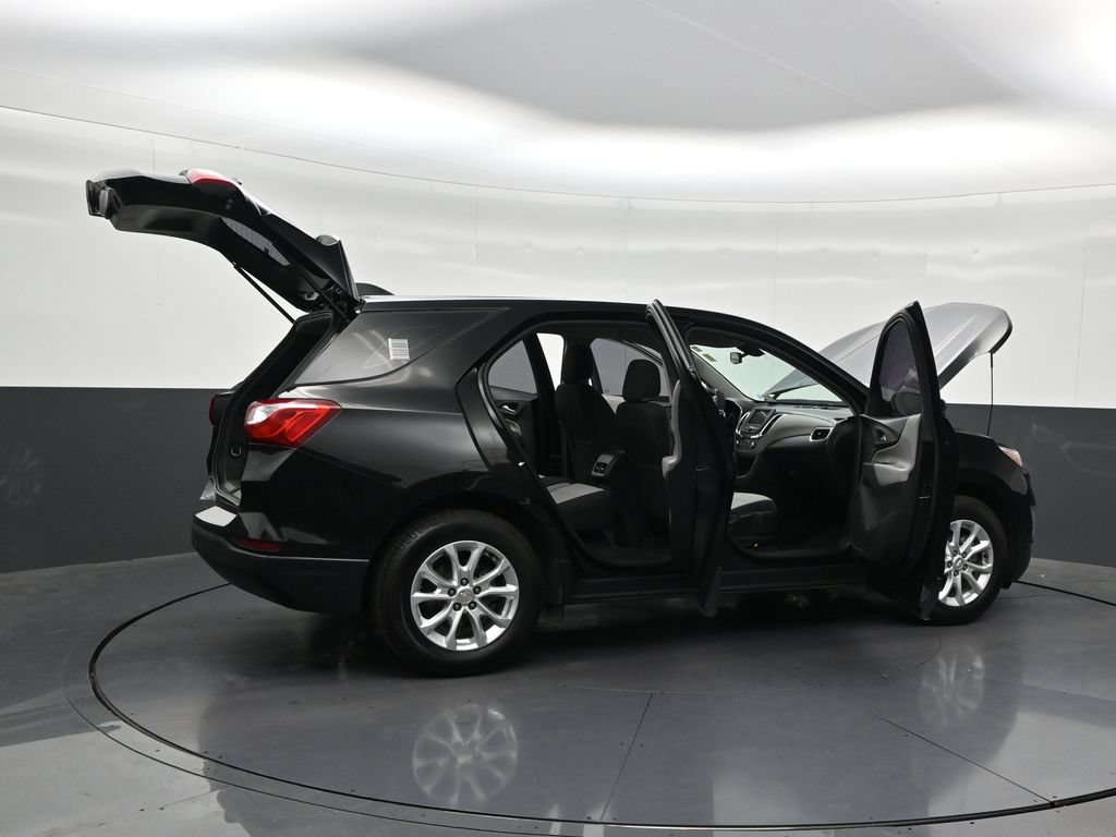 Used 2019 Chevrolet Equinox LS FWD image 31